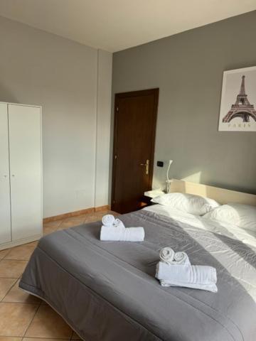 Guest House La Casaccia فيوميتشينو المظهر الخارجي الصورة