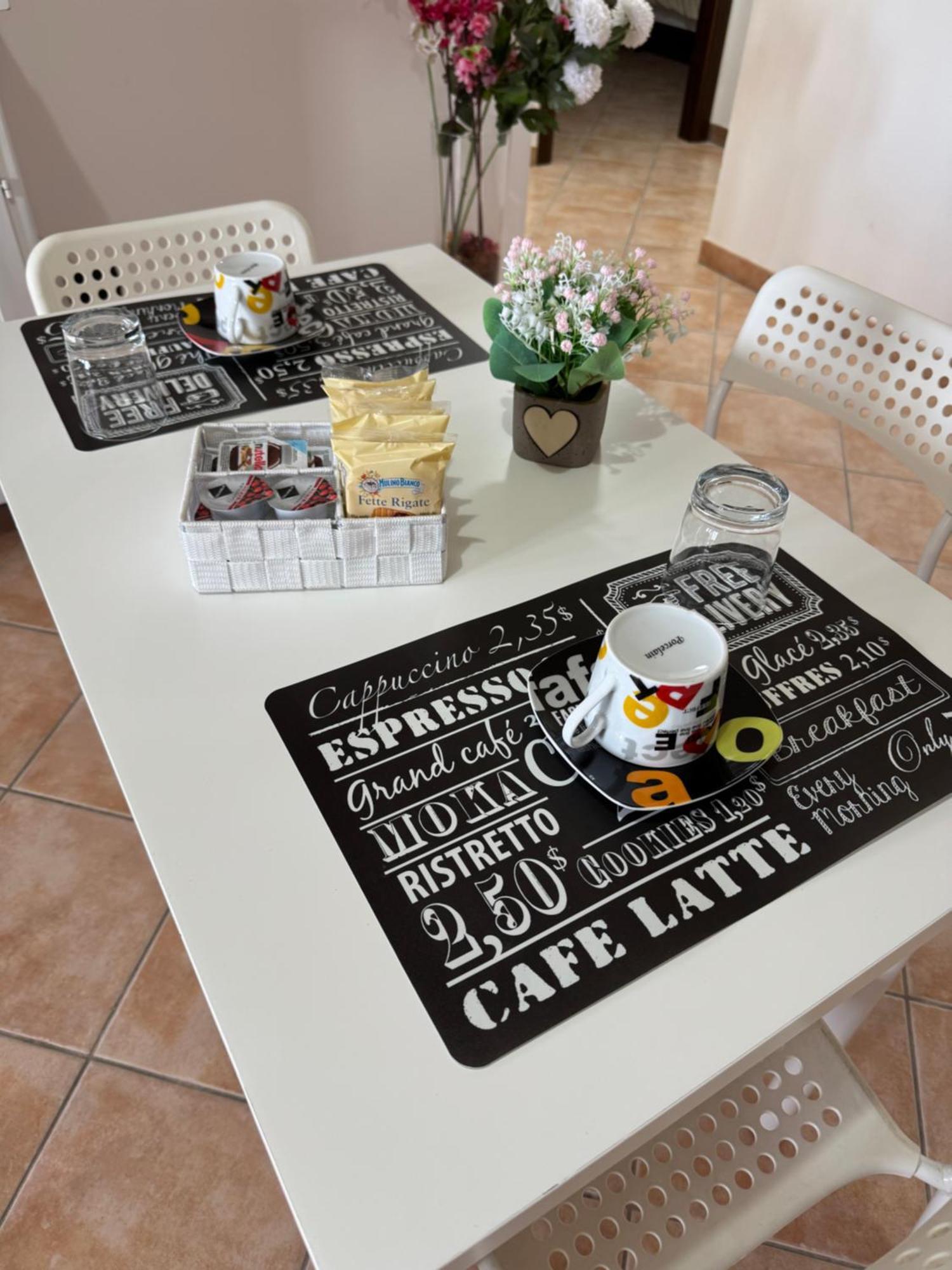 Guest House La Casaccia فيوميتشينو المظهر الخارجي الصورة
